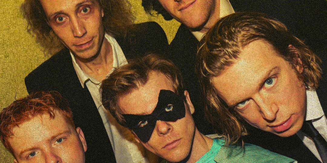 AWEFUL KANAWFUL (USA) en Santander - Cantabria